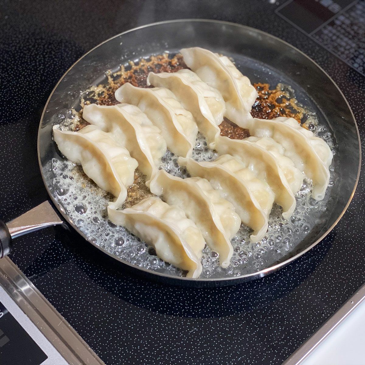 BWS SELECTION 目玉焼きがおいしく焼ける鉄のフライパン《公式