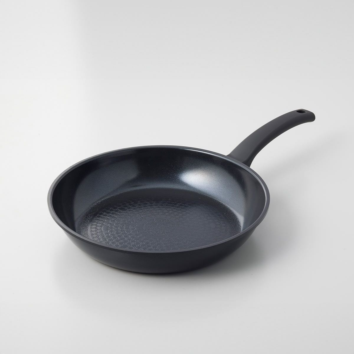 ククナキッチン ヒスイクアッドコーティング 28cm フライパン《公式